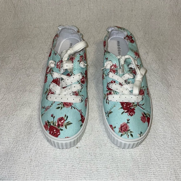 Steve Madden Shoes - Madden Merisa Light Blue Floral Elastic Polka Dot Pre-Tied Sneakers Shoes 6 1/2